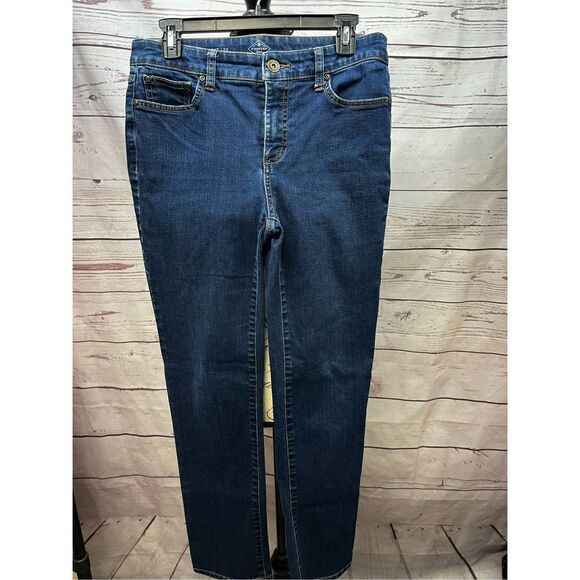 St. John's Bay Women's Straight Leg Jeans Dark Wash Denim Classic Casual - Picture 1 of 6